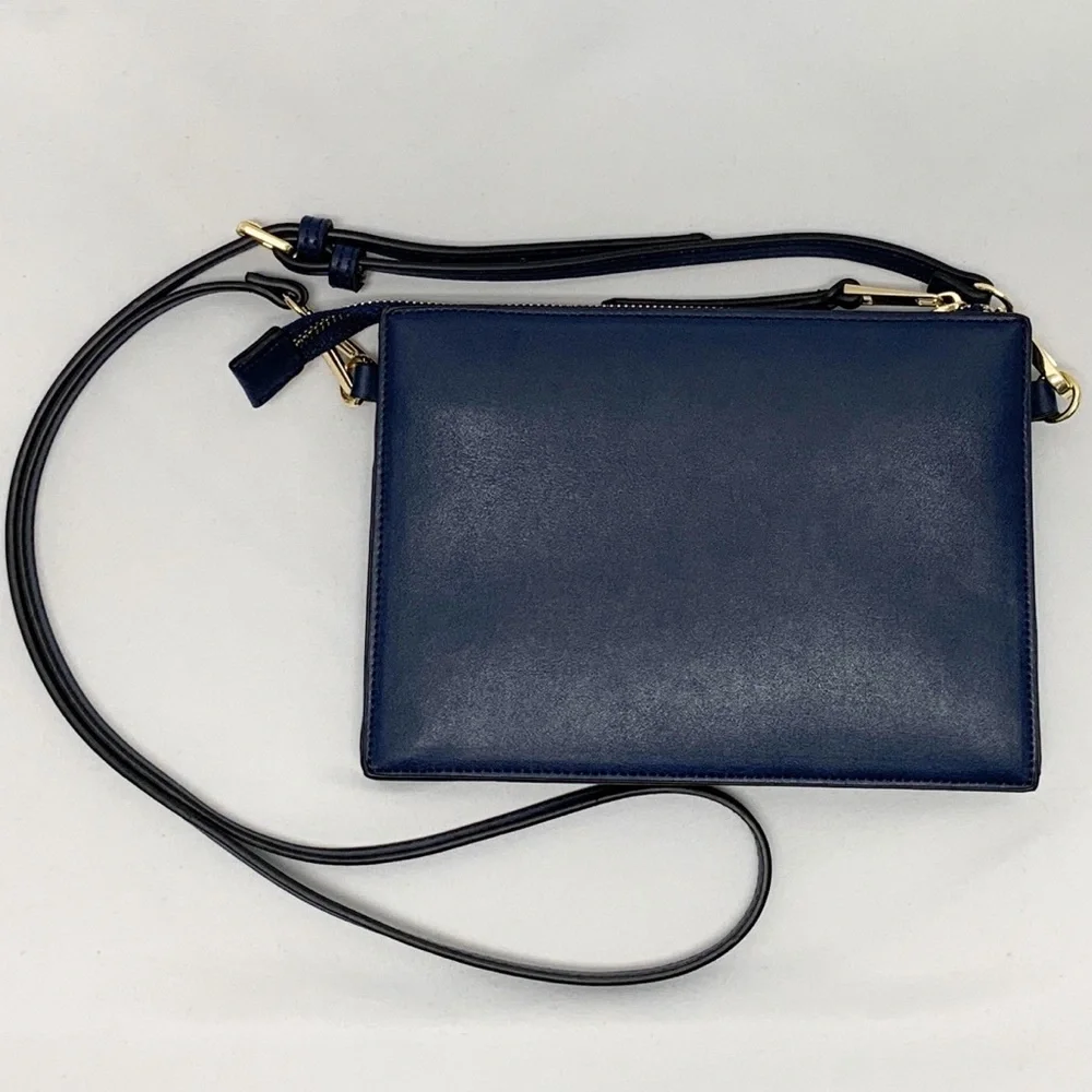 NWOT Crown & Ivy Navy Blue Dixie Crossbody - Picture 3 of 3